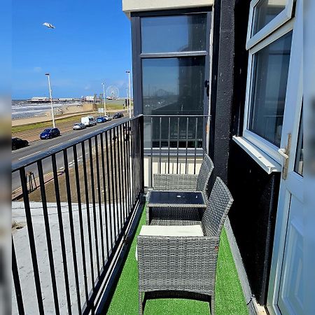 Sapphire Hotel Blackpool Promenade Exterior photo